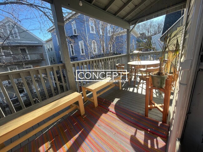 Building Photo - 34 Darling St