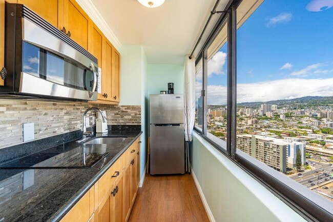 Building Photo - 444 Niu St