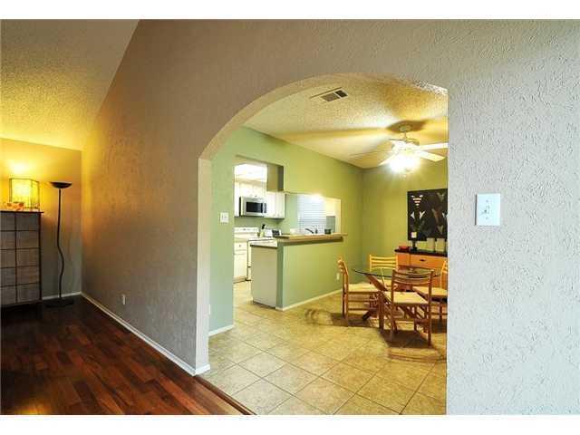 Building Photo - 11421 Pyreneese Dr