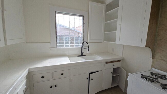 Building Photo - 59(454)