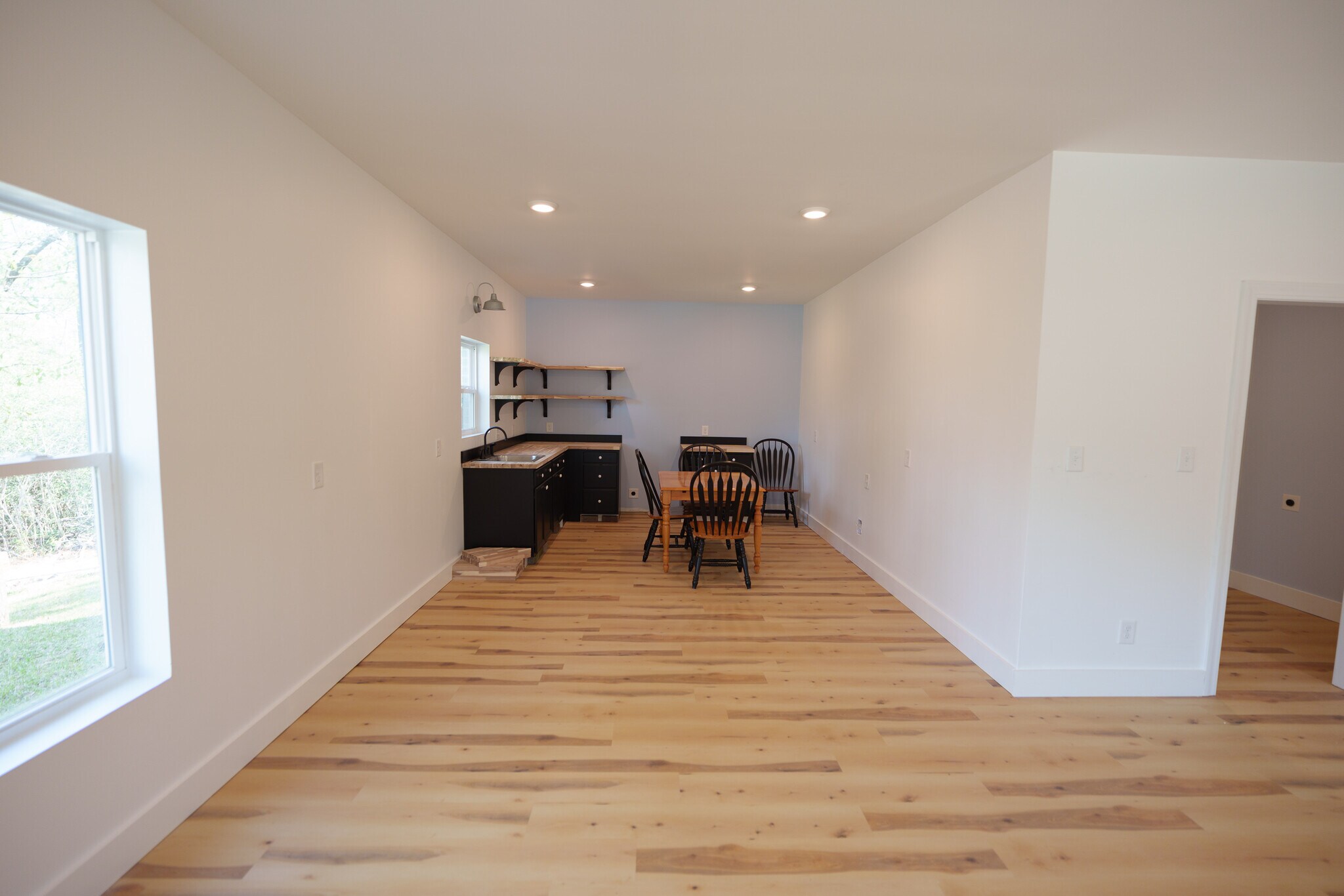 Building Photo - 60 Madison Dr