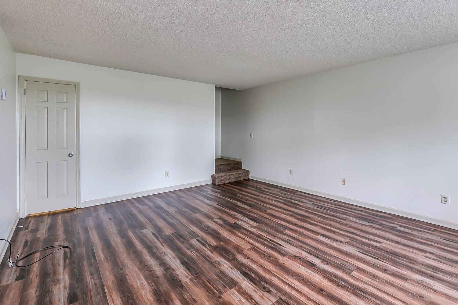 Building Photo - 1301 Neelys Bend Rd