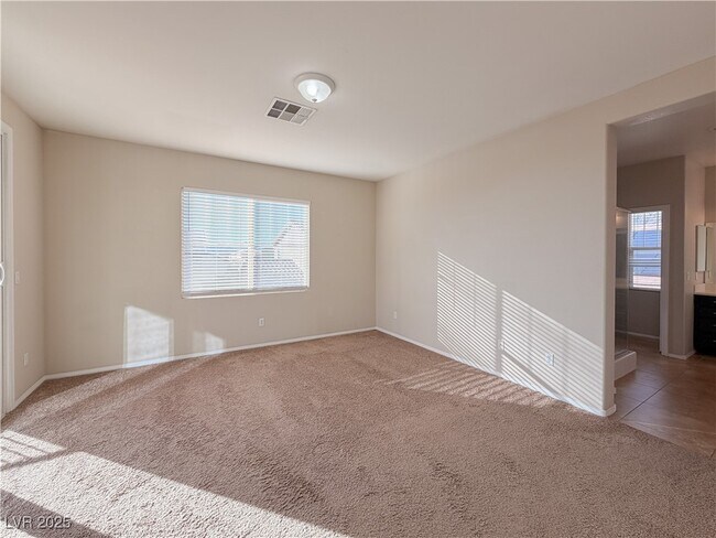 Building Photo - 10733 Mentesana Ave