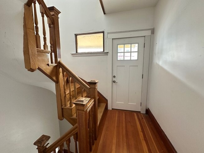 Building Photo - 19 Chase St