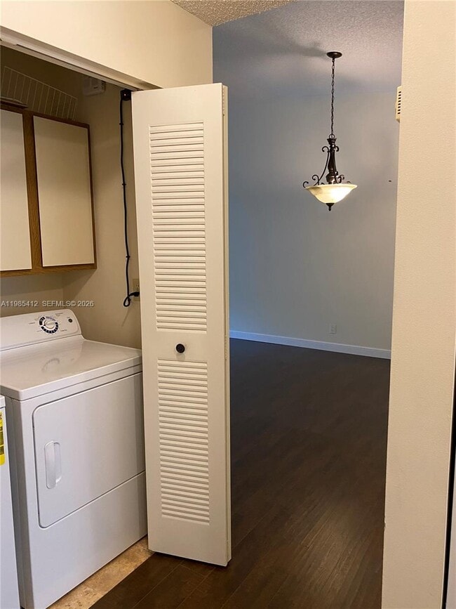 Building Photo - 18595 Egret Way