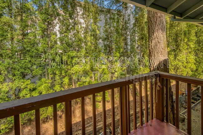 Building Photo - 303 Cervantes Cir