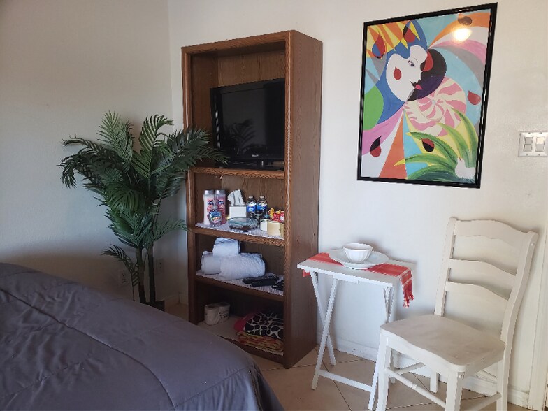 Building Photo - 72883 Sierra Vista Dr