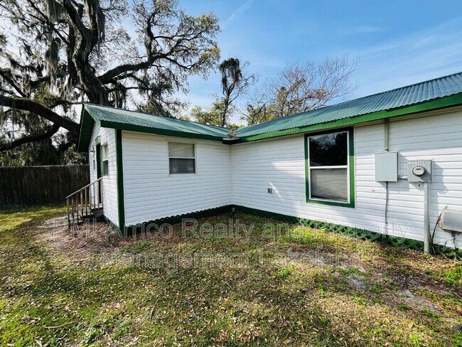 Building Photo - 5503 Old Rd 37