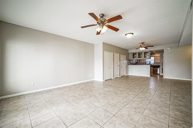 Building Photo - 4747 E NASA Pkwy