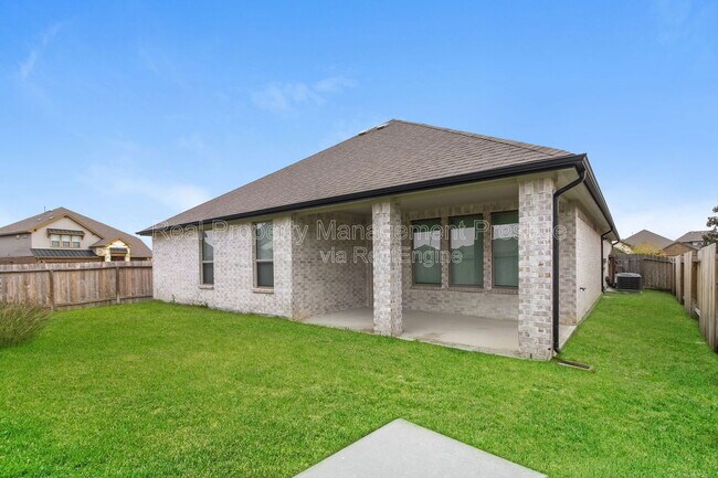 Building Photo - 603 Westwood Dr