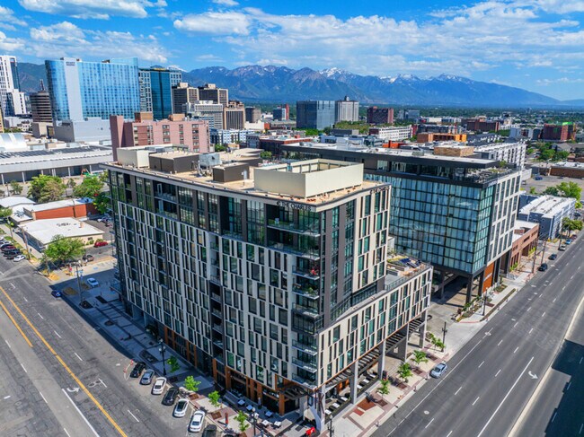 Building Photo - 111 S 300 W