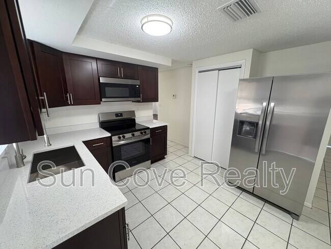 Building Photo - 4616 Ackerman St