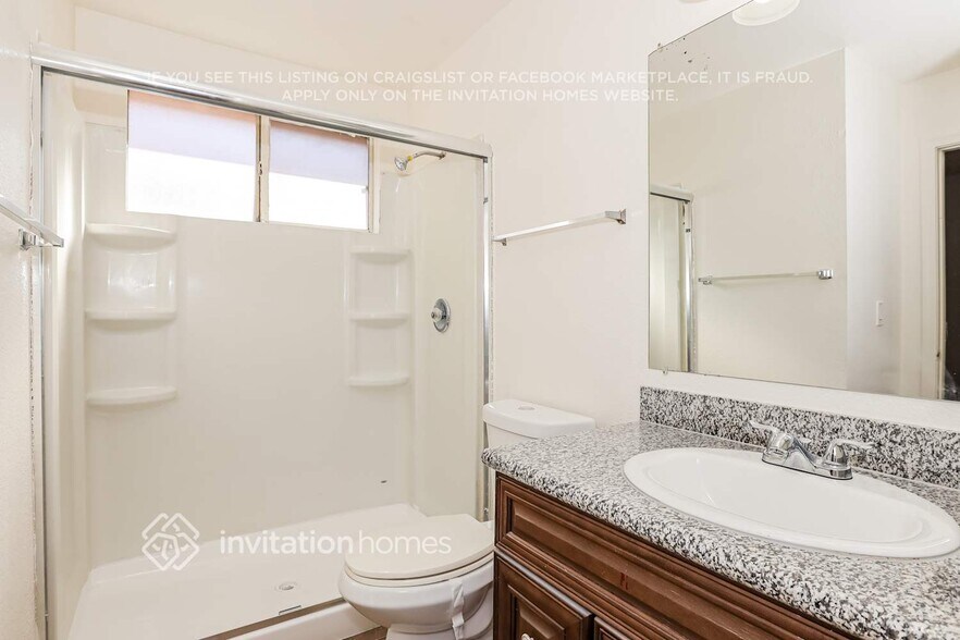 Building Photo - 4545 N 67th Ave