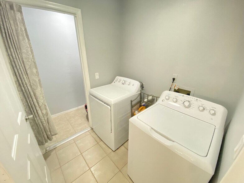 Building Photo - CONWAY/SOUTHFORK RANCH - 4BR/3BA HOME