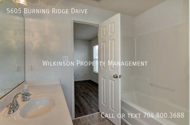 Building Photo - 5605 Burning Ridge Dr