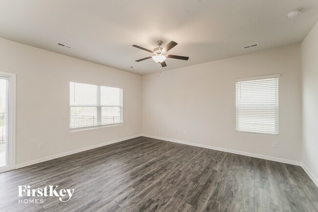 Building Photo - 5431 Cobblestone Glen Dr