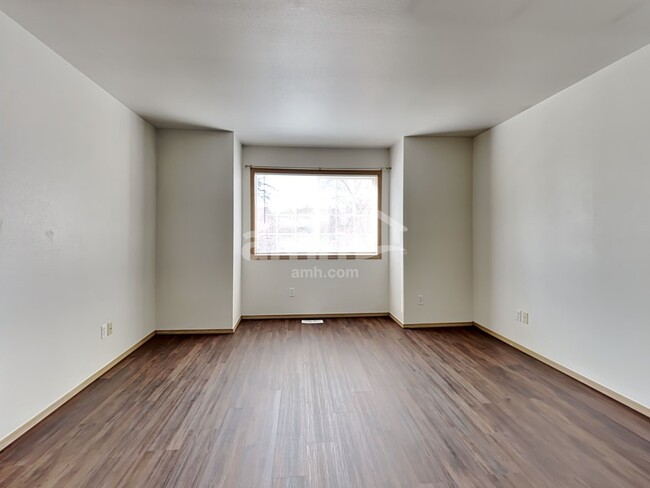 Building Photo - 30126 36th Pl S