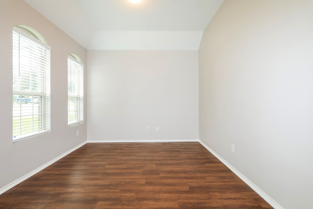 Building Photo - 992 Northampton Dr