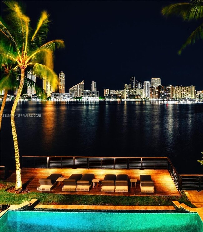 Building Photo - 3916 Island Estates Dr