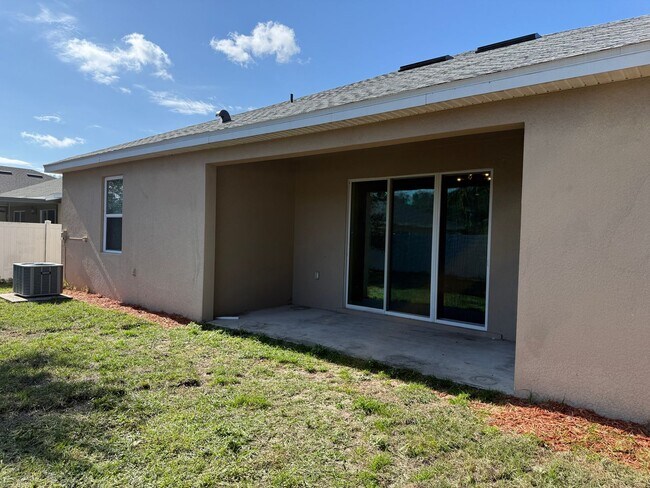 Building Photo - Single Family Home in Clermont