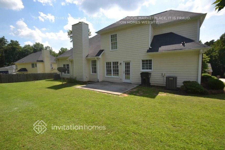 Building Photo - 2475 Harbin Springs Cove