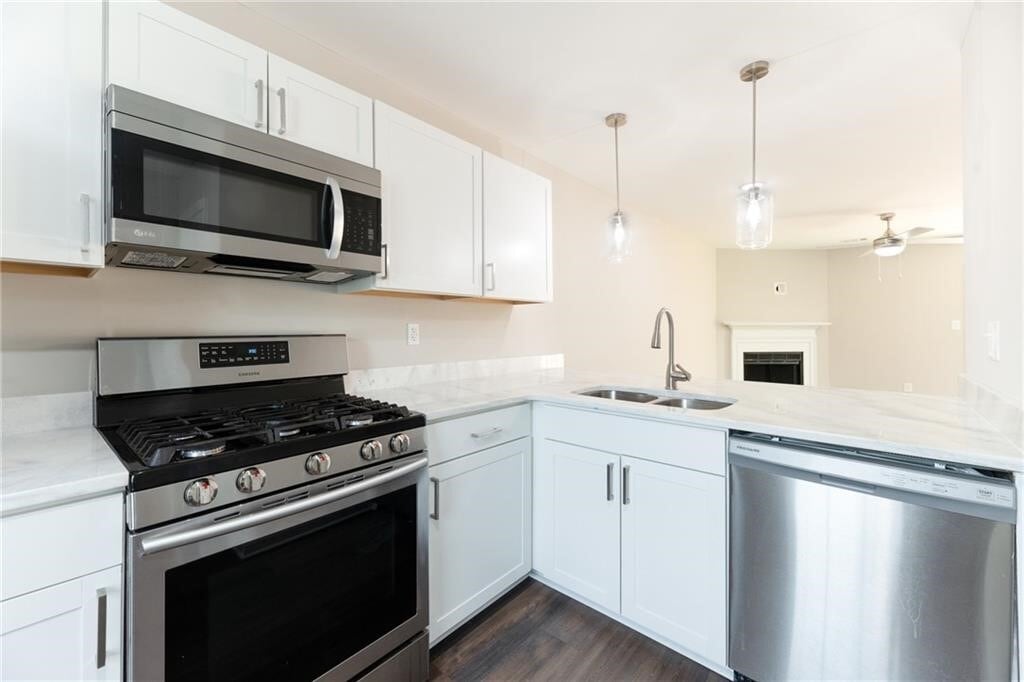 Building Photo - 547 Harbor Lake Ct