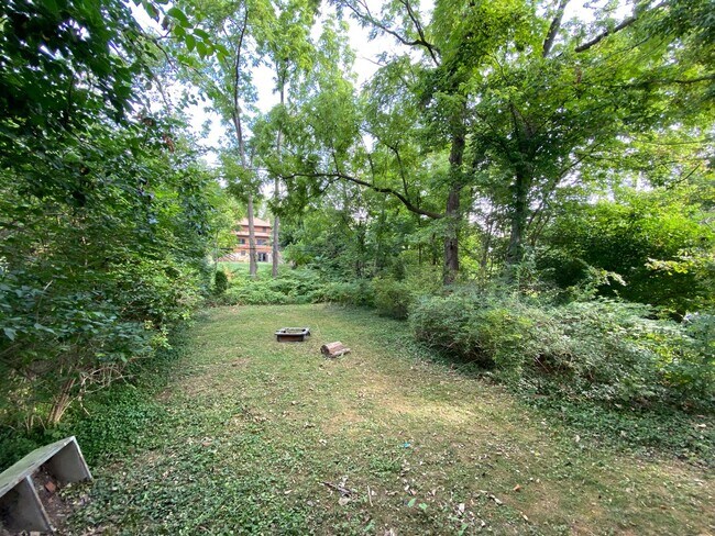 Building Photo - Available August 11th, 2026!