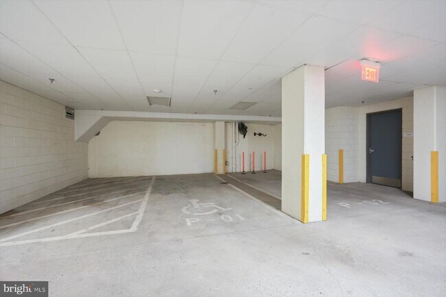 Building Photo - 1311 13th St NW