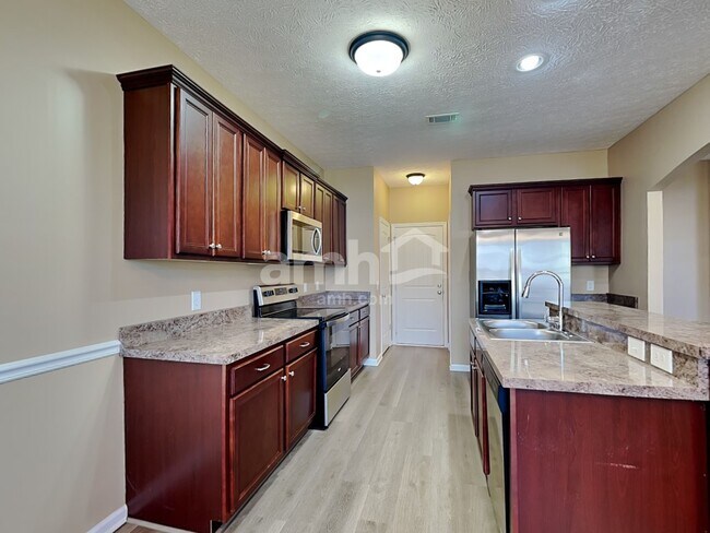 Building Photo - 115 Otter Glen Dr