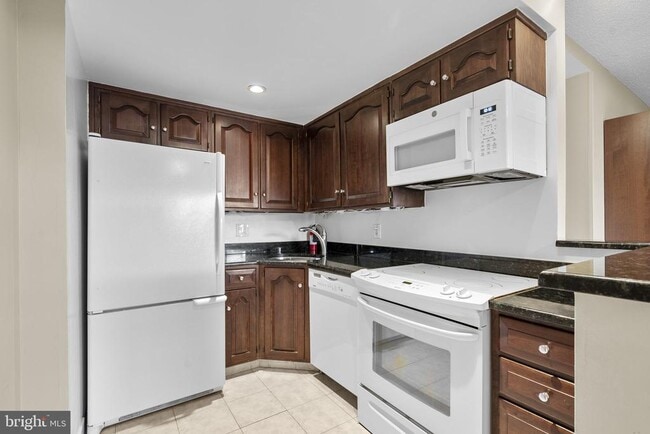 Building Photo - 3101 New Mexico Ave NW