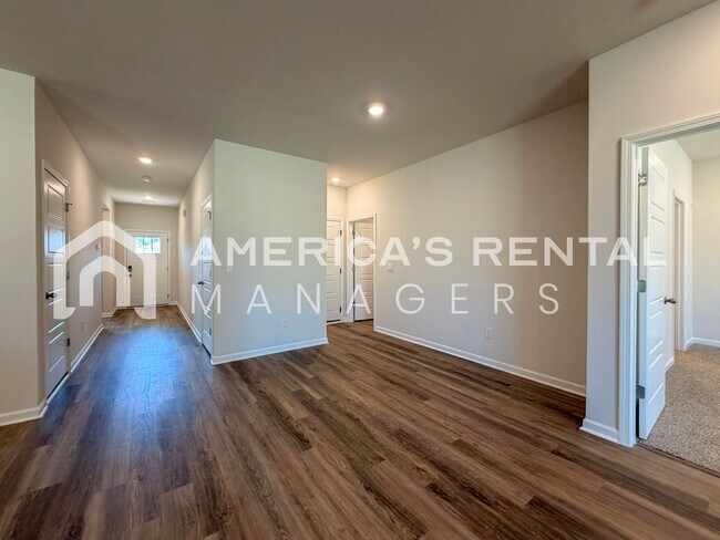 Building Photo - New Construction Home for Rent in Owens Cross Roads, AL!