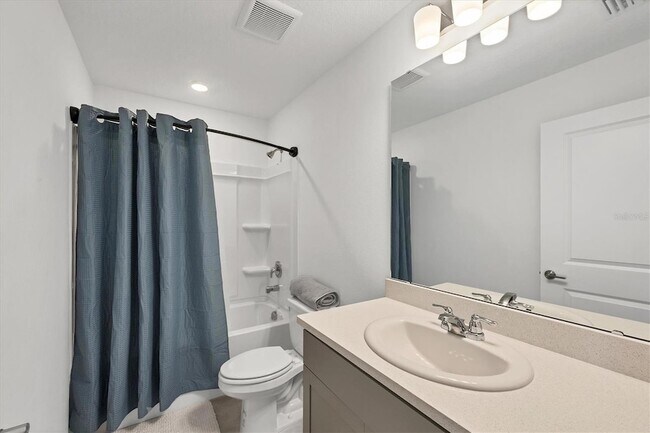 Building Photo - 15032 Cuzcorro Ct