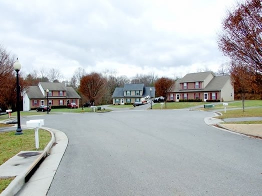 Building Photo - Shady Knoll