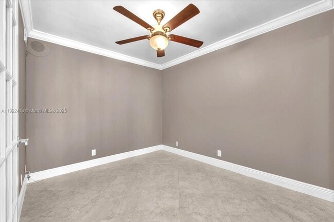 Building Photo - 2401 Collins Ave