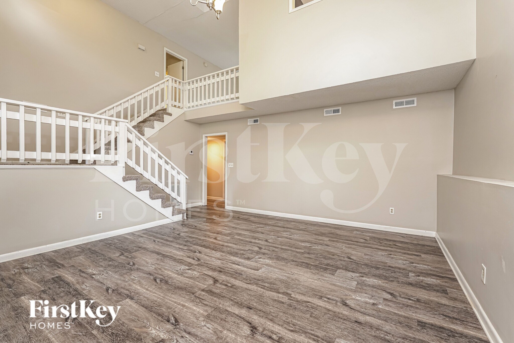 Building Photo - 137 Carrisbrooke Ln