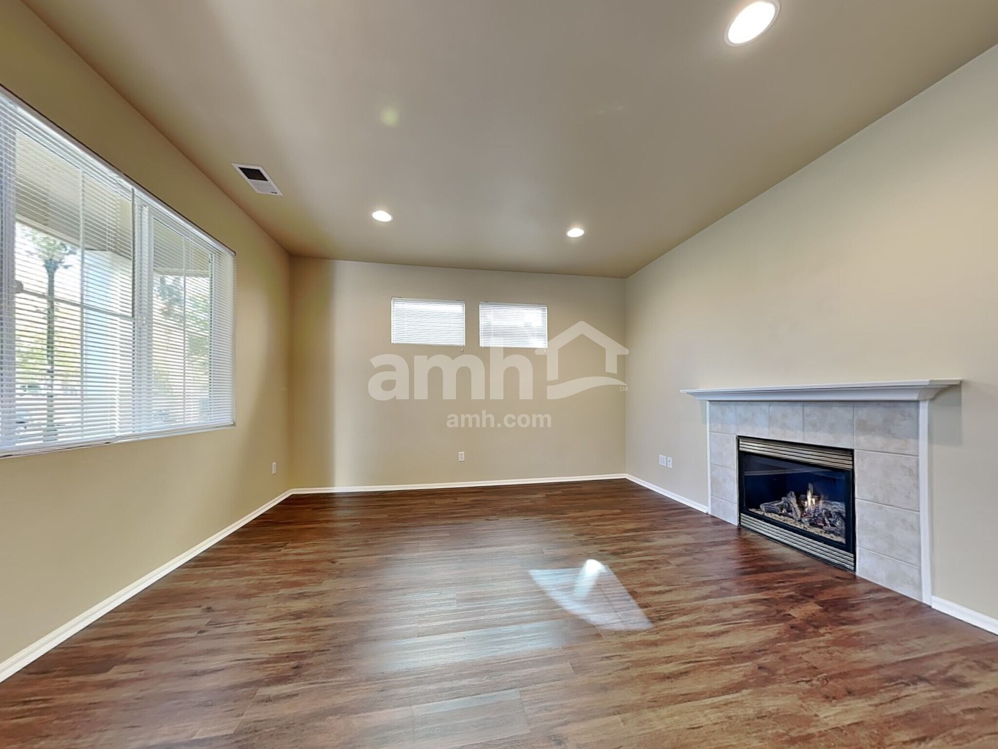 Building Photo - 6512 Virginia St SE