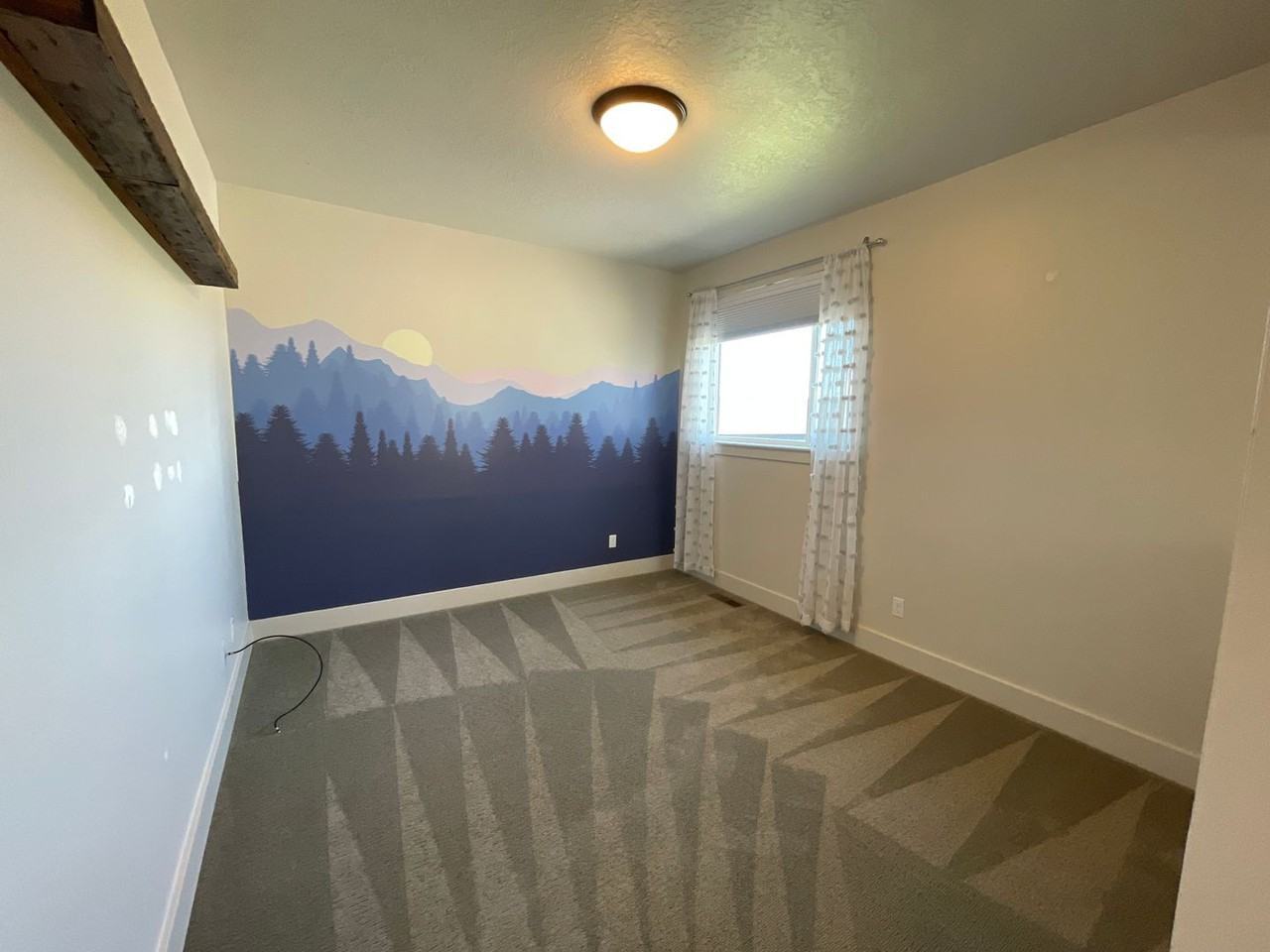 Building Photo - 6845 E Warm Springs Ave