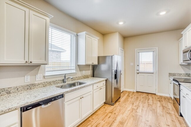 Building Photo - 7527 Tipton Meadow Way