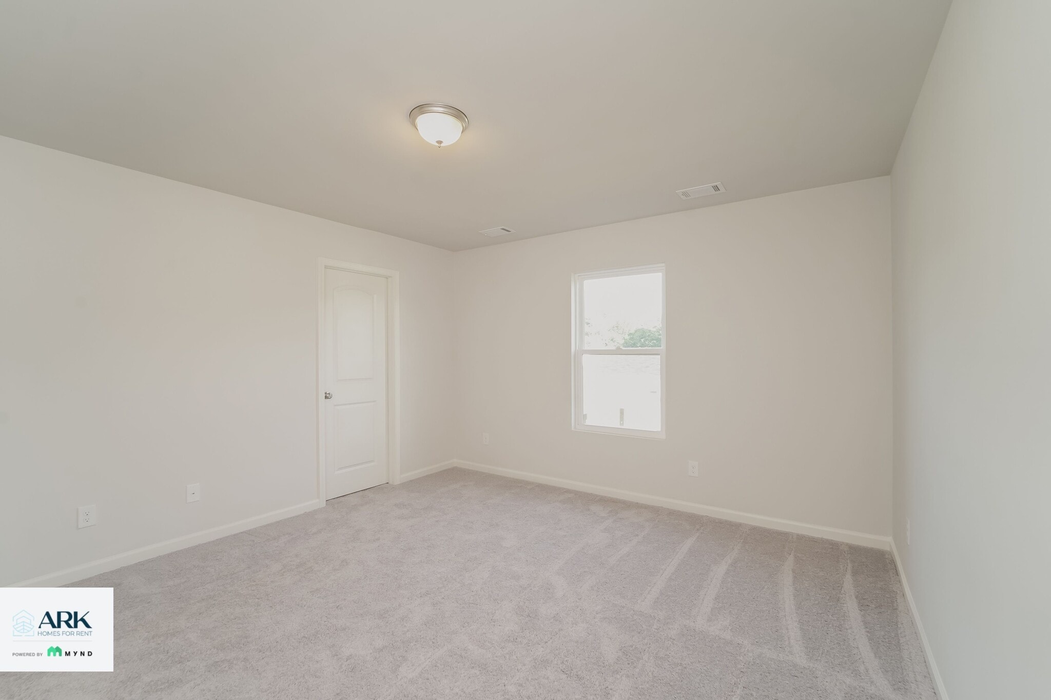 Building Photo - 688 Farmstead Trail
