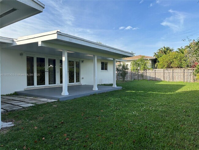 Building Photo - 8791 SW 87th St