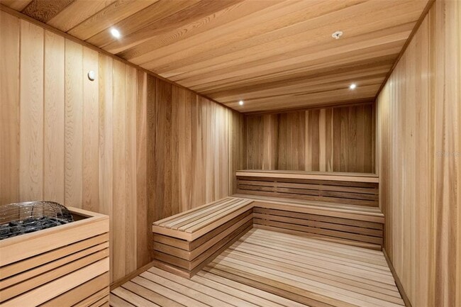 Building Photo - 275 1st Ave S