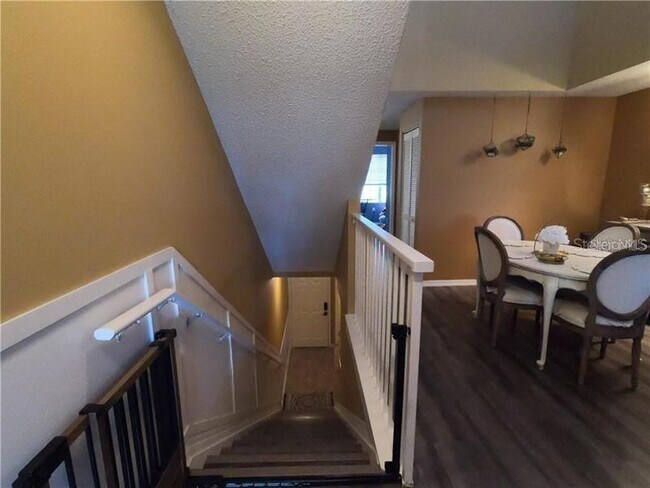 Building Photo - 5450 Bentgrass Dr