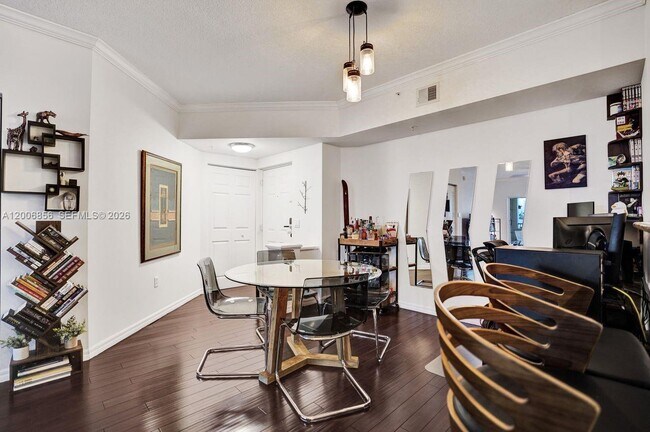 Building Photo - 2220 Tuscany Way