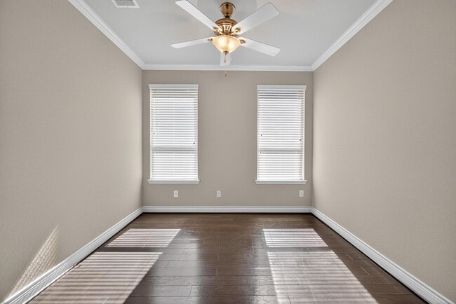 Building Photo - 15303 Westland Gate Dr