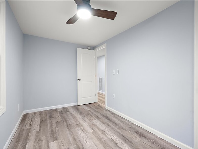 Building Photo - 600 Pacific Ave