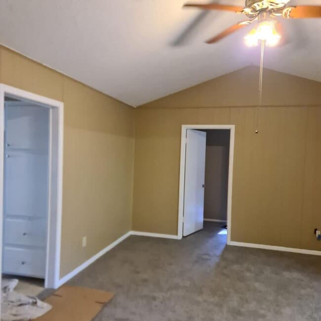 Building Photo - Beautiful 3 bedroom home in Angleton TX
