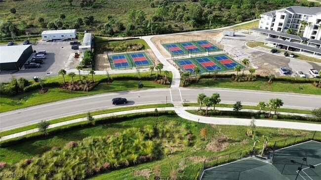 Building Photo - 43011 Greenway Blvd