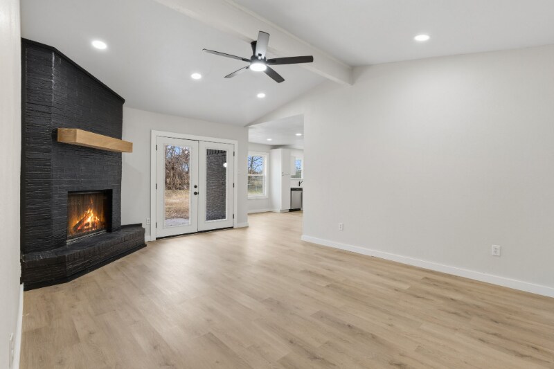 Building Photo - 1832 Dogwood Trail