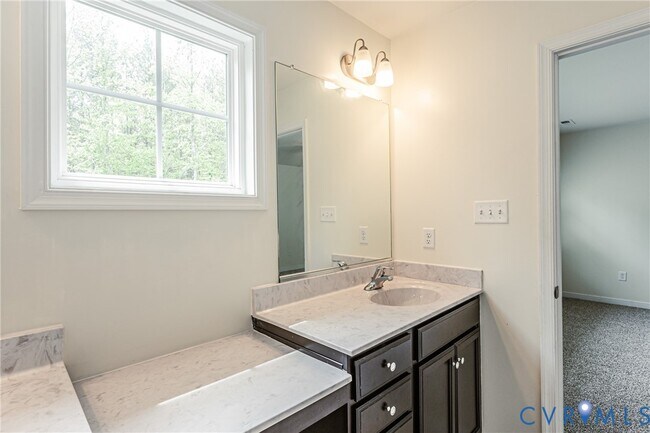Building Photo - 18353 Palisades Ct