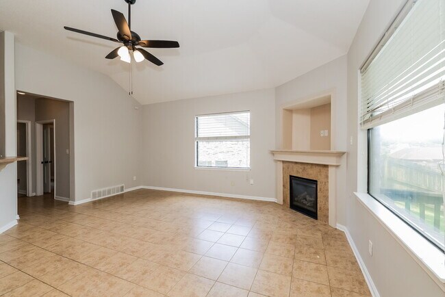 Building Photo - 7659 Romero Dr